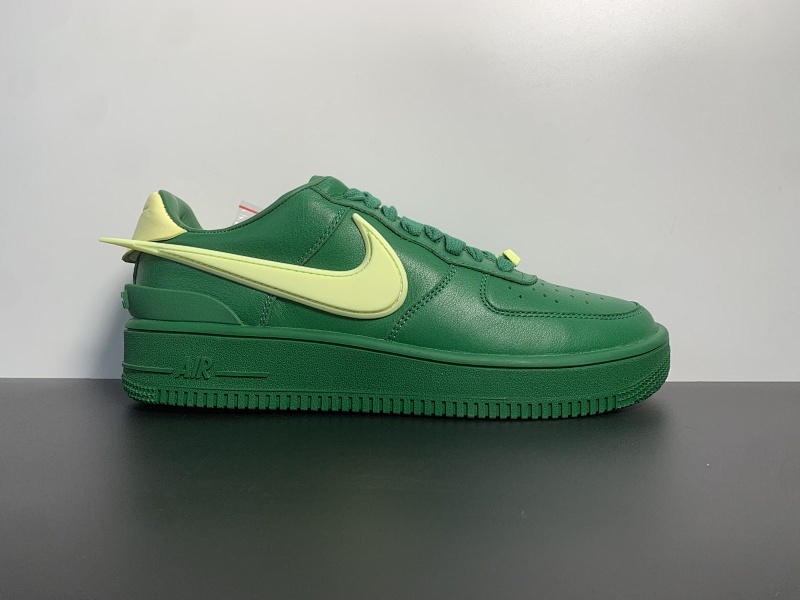 AMBUSH x Nike Air Force 1 Low "Pine Green and Citron" 绿色 DV3464-300