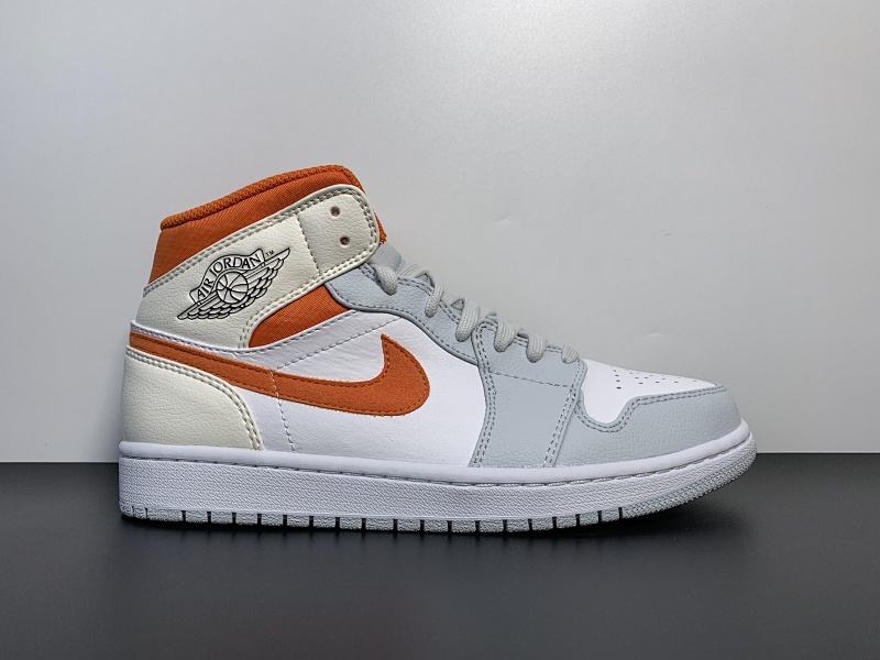 Air Jordan 1 Mid AJ1乔1中帮文化篮球鞋 CW7591-100 尺码：36-46