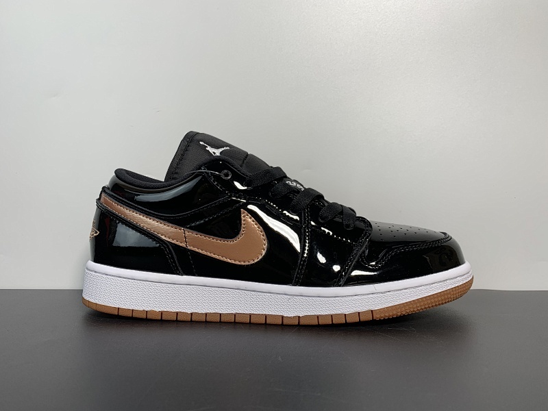 Air Jordan 1 Low AJ1 乔1低帮头层漆皮黑金 文化休闲运动板鞋 554723-032 尺码：36-46