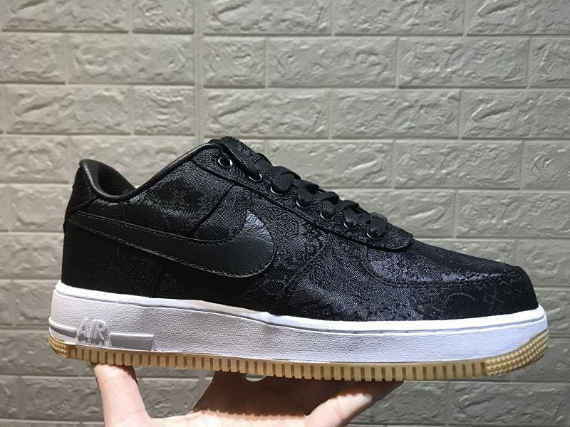 陈冠希Clo‌t x Ni‌ke Ai‌r For‌ce 1 Premium A‌F1 联‌名低‌帮黑丝绸空军 # 正确双‌层可撕面料 #原‌厂半透大‌底  内‌里进口袋‌鼠皮  SADE‌SA原