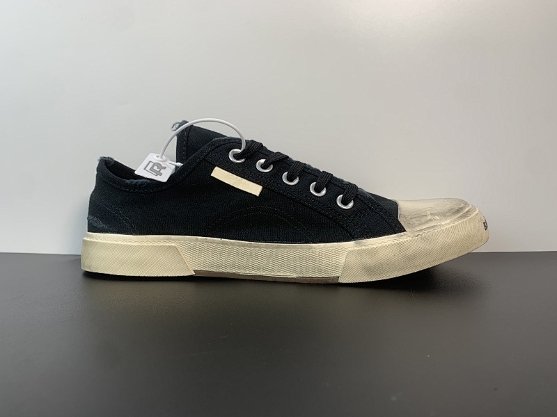 巴黎复古帆布黑低帮 尺码35-44偏大一码