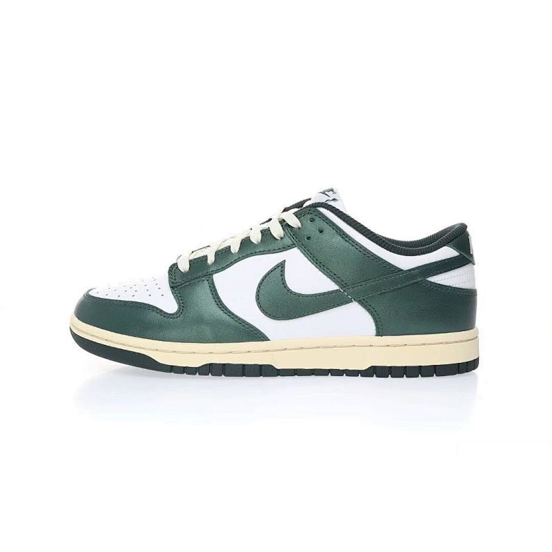 耐克Nike SB Dunk Low"Vintage Green"扣篮系列低帮休闲运动滑板板鞋“白绿做旧底”货号：DQ8580-100