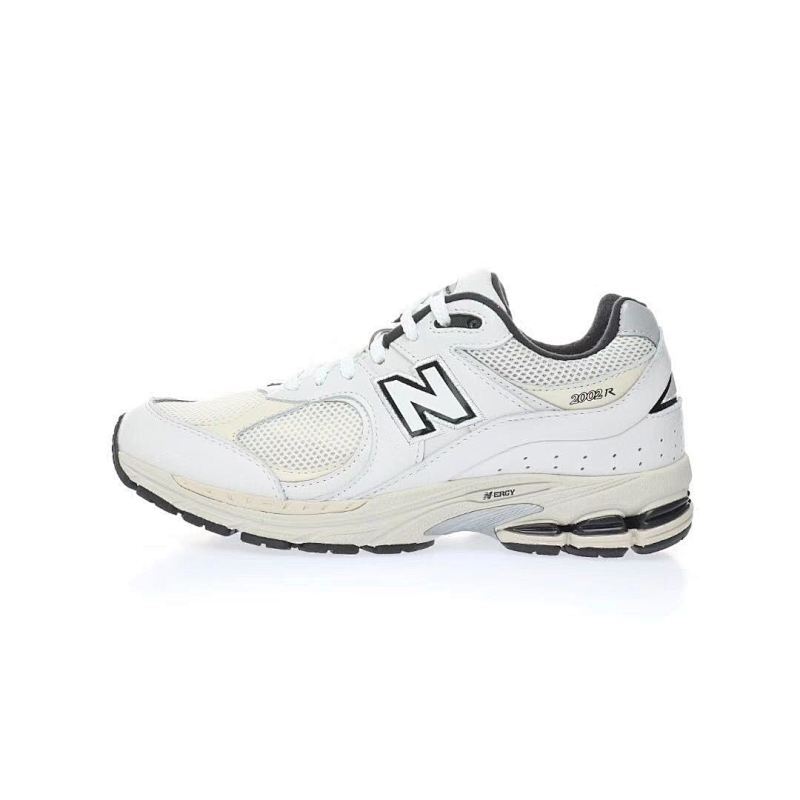 NB新百伦New Balance ML2002系列复古老爹风休闲运动慢跑鞋“皮革白奶白黑”货号：ML2002RQ 尺码：36-45带半码
