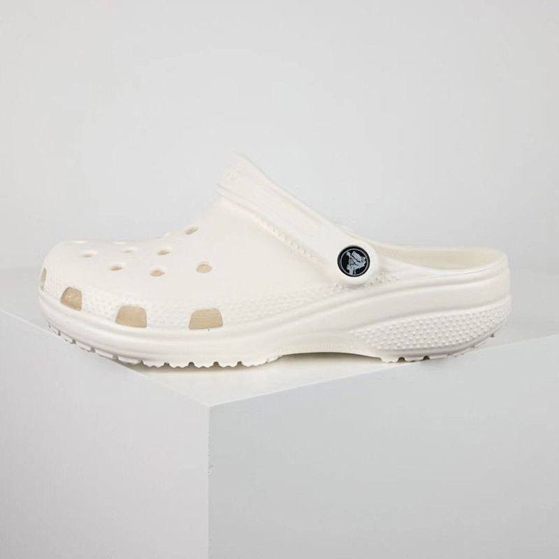 A2 Crocs卡洛驰（经典系列白色）