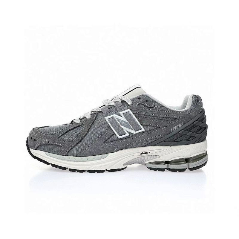 NB新百伦New Balance M1906R系列复古老爹风休闲运动慢跑鞋“翻毛工业深灰白”货号：M1906RV 尺码：36-45
