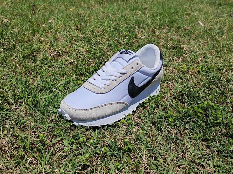 95元 Nike Daybreak 耐克 破晓系列华夫40周年限定 1979周年顺风复古轻量跑鞋 货号：CK2351-111码：36-44