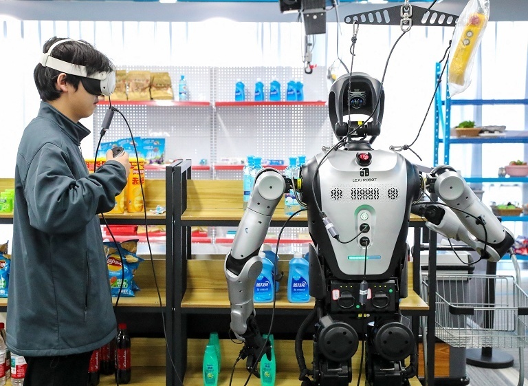 青岛机器人训练场试启用