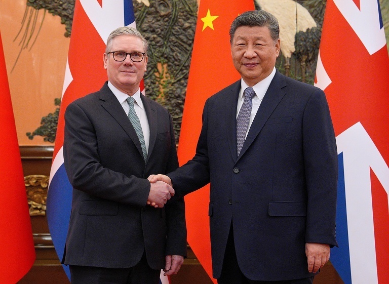英国首相8年来首次访华