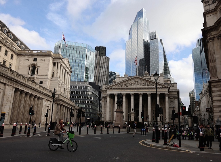 英国三季度GDP增长0.1%