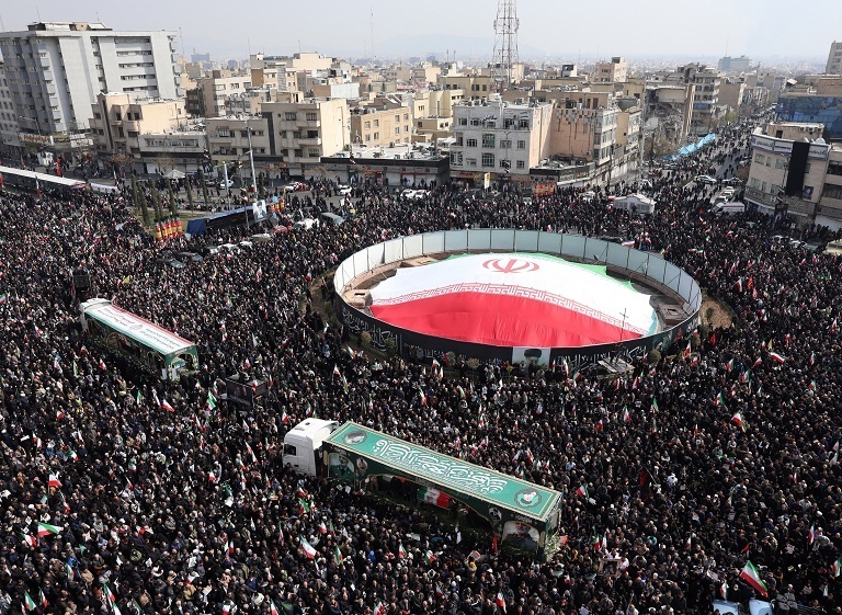 伊朗高级指挥官集体葬礼