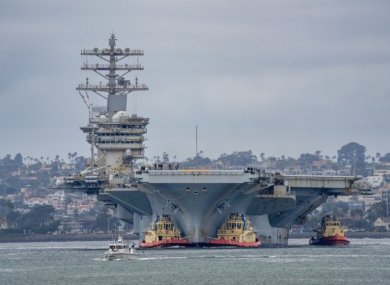 美国尼米兹号航母准备退役