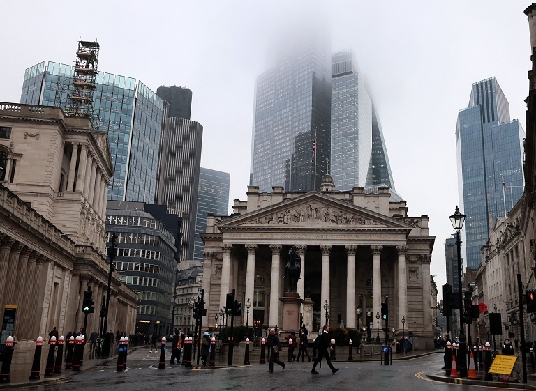 英国央行下调GDP预期