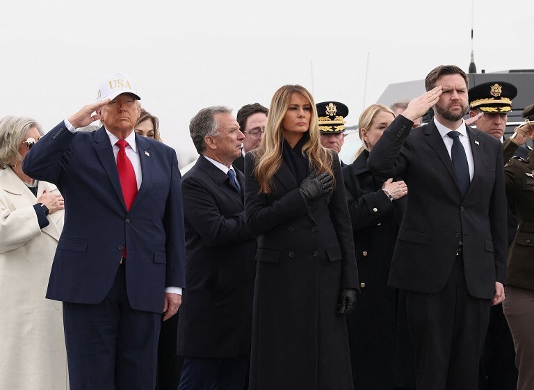 美国阵亡士兵遗体归国