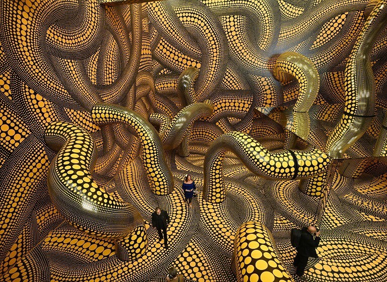 科隆草间弥生特展