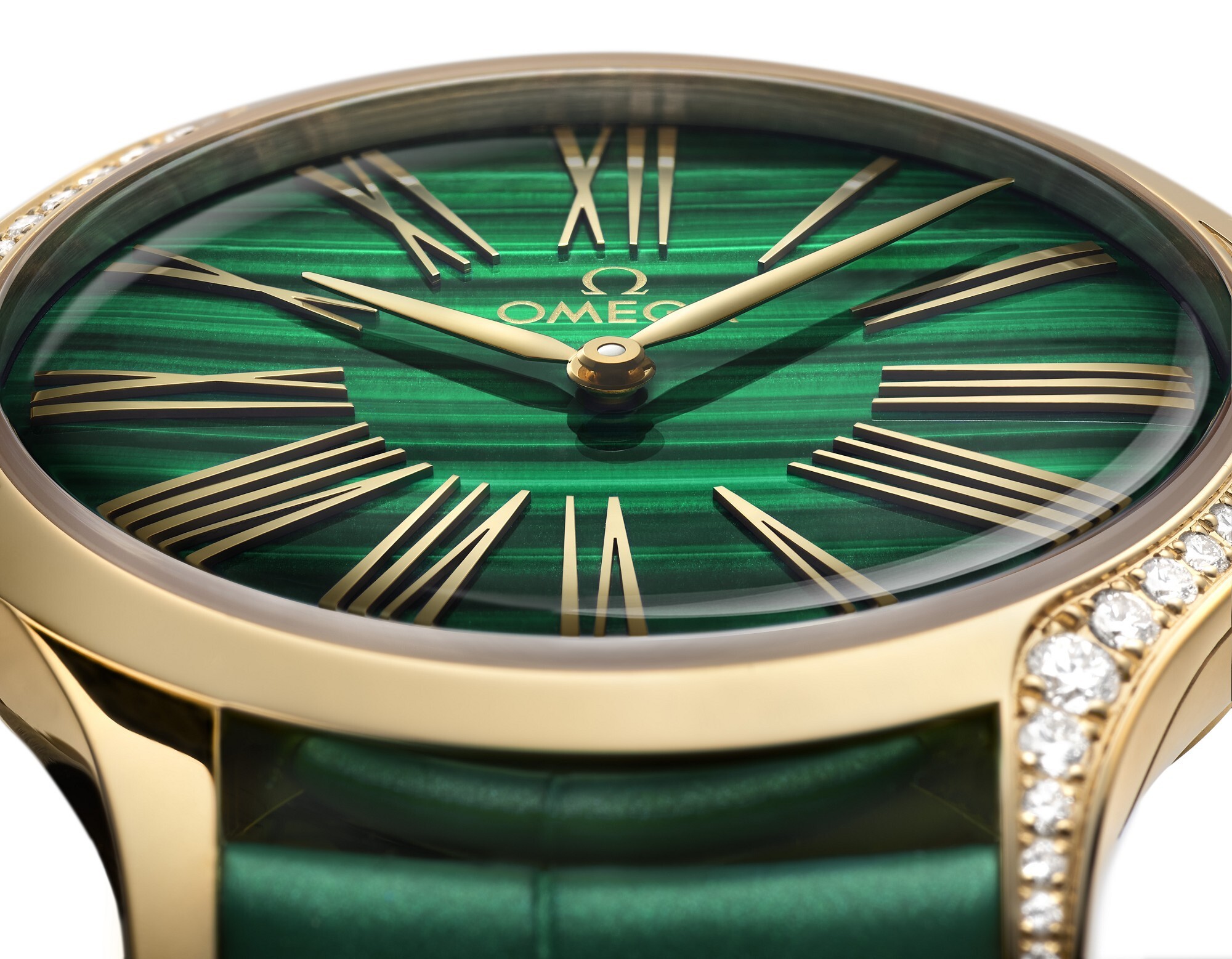 『新表』omega 推出 de ville trésor malachite 孔雀石表盘女士腕表