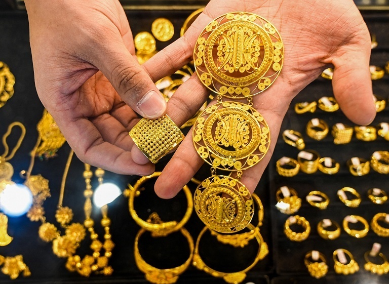 国际金价突破4600美元