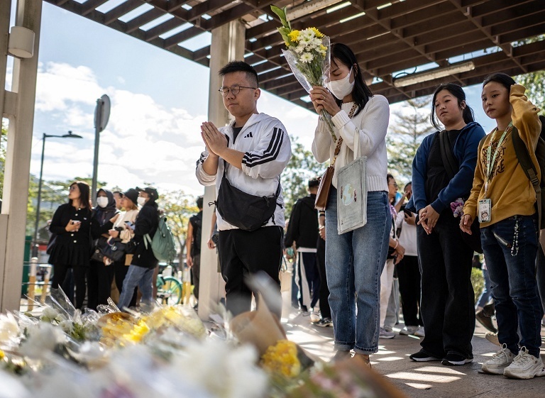 香港哀悼大埔火灾罹难者