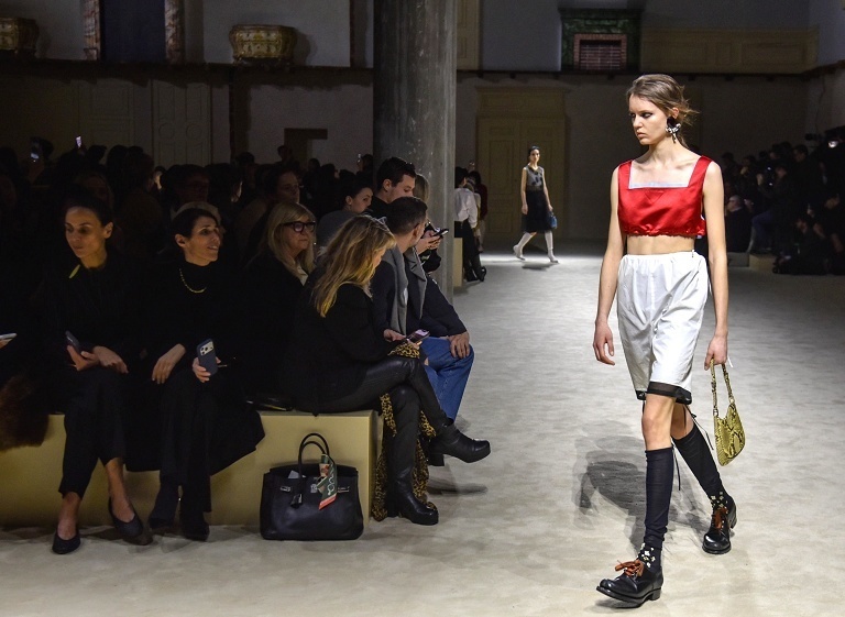 Prada 2026秋冬女装秀