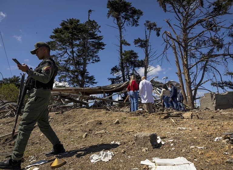 美军炸毁委内瑞拉科研中心
