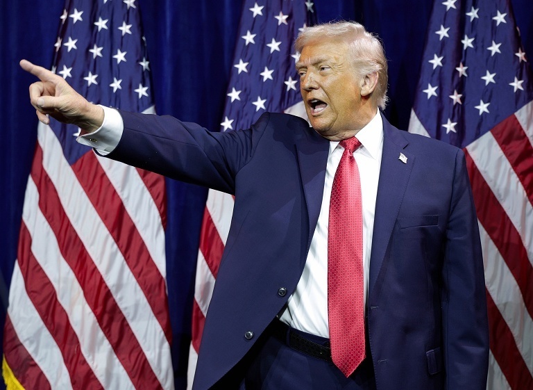特朗普中期选举动员