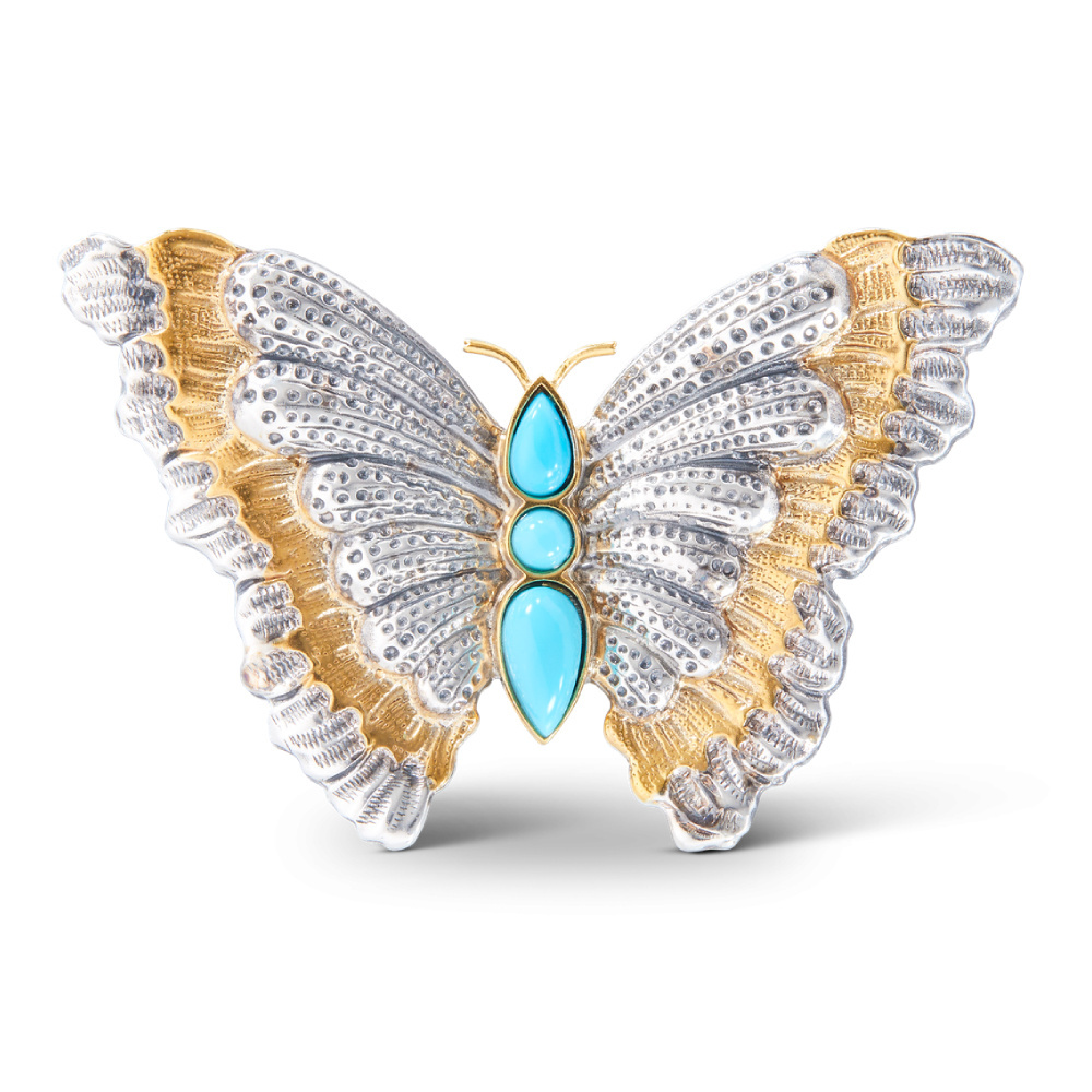 推出 blossoms venezia butterfly 胸针系列:宝石蝴蝶