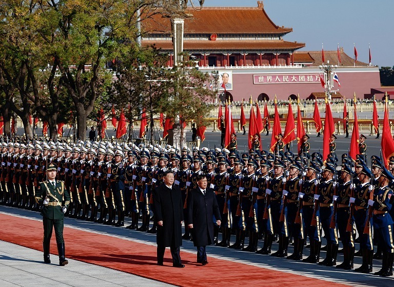 泰国国王首次访华