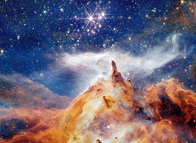 天蝎座 Pismis 24 星团