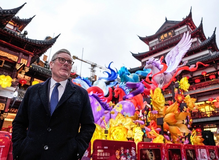 英国首相访问上海