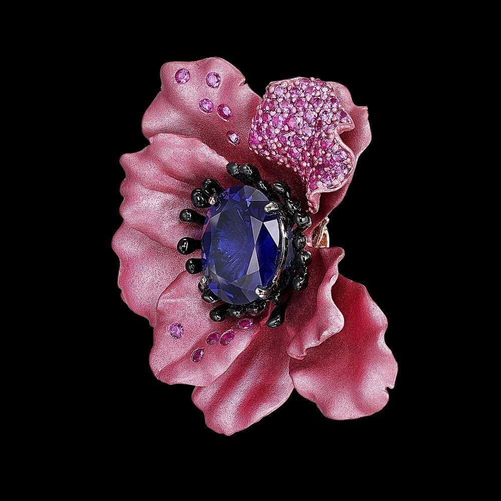 珠宝anabelachan推出blooms系列花瓣上的彩虹