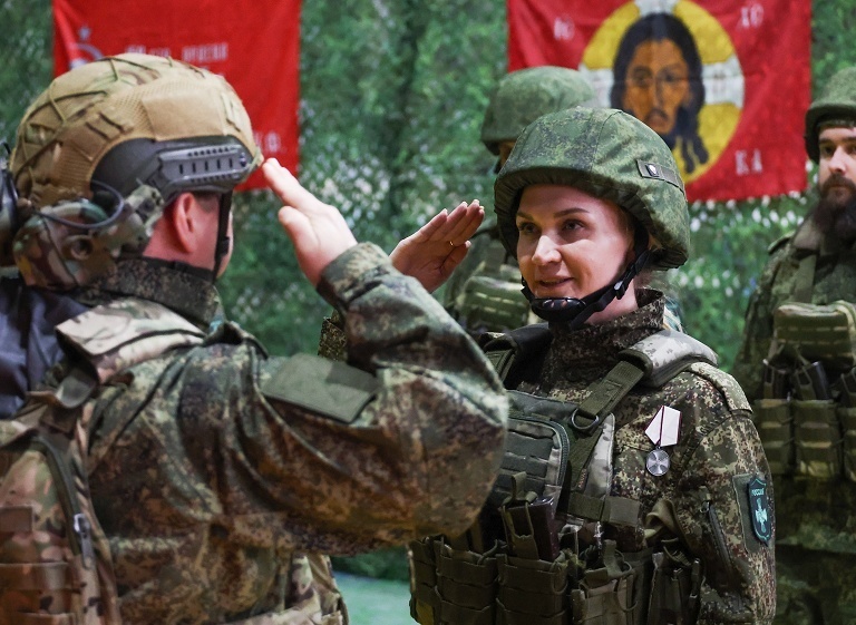 俄军全面控制卢甘斯克