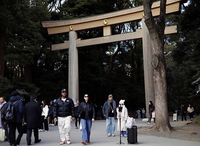 中国12月赴日旅客-45%