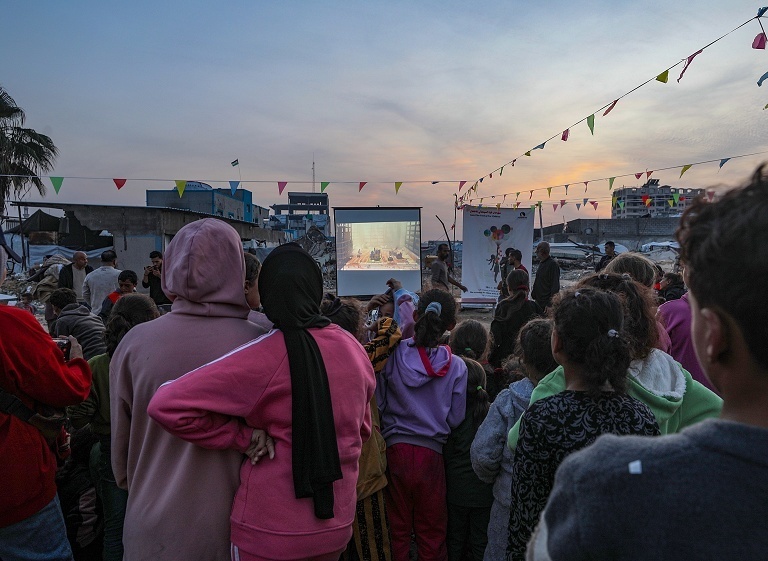 以色列无人机袭击加沙儿童