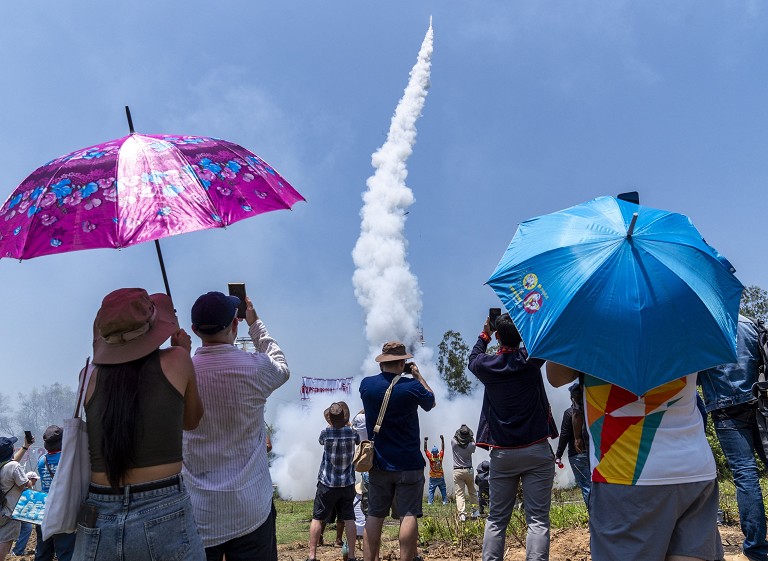 泰国庆祝「火箭节」