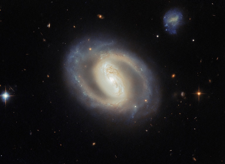 双子座 IC 486 棒旋星系