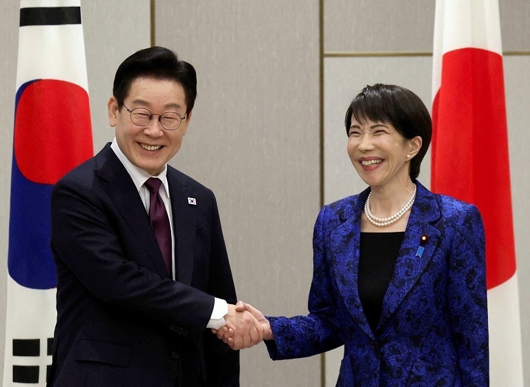 韩国总统访问日本