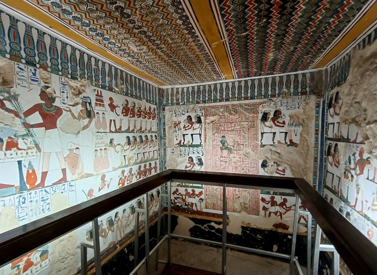 埃及新修复古代陵墓