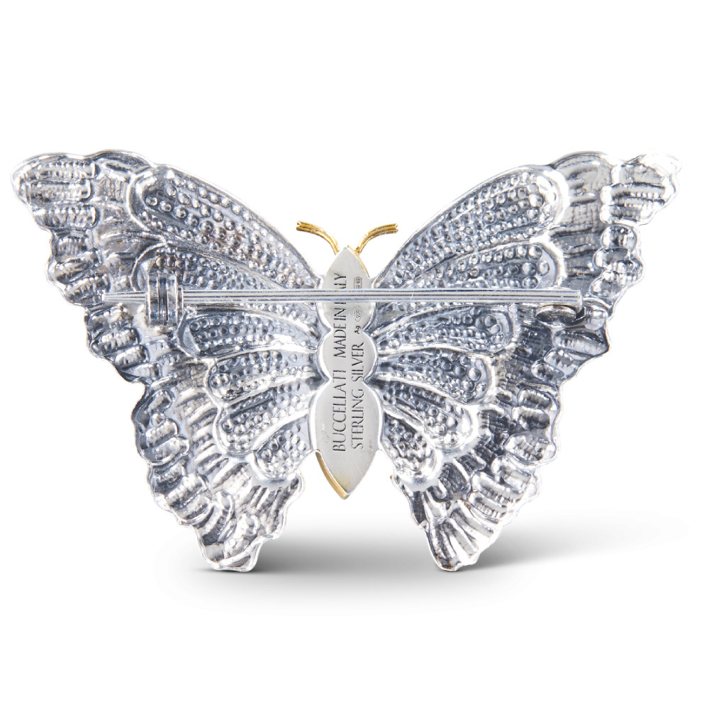 推出 blossoms venezia butterfly 胸针系列:宝石蝴蝶