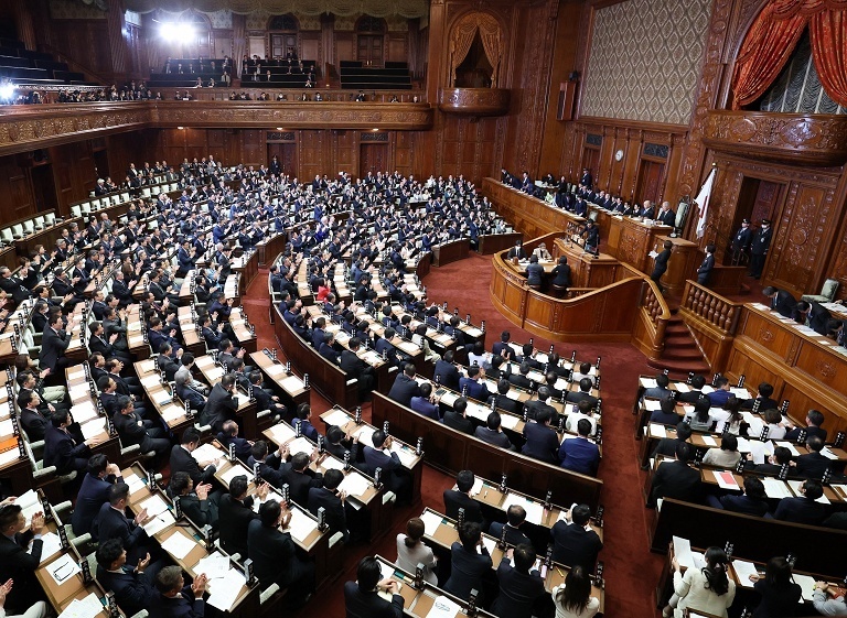 日本众院强行表决2026预算案
