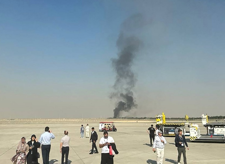 印度光辉战机迪拜航展坠毁