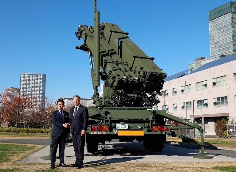 日澳加强防务合作