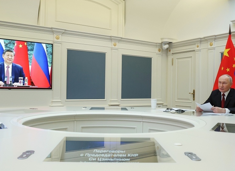 中俄元首举行视频会晤