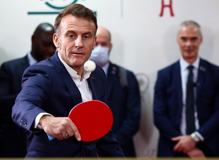 法国总统结束访华行程