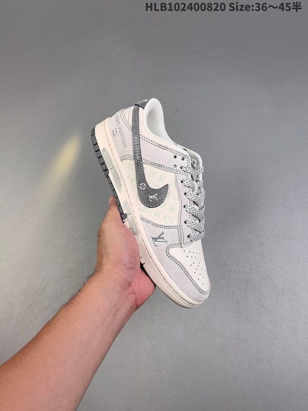 NIKE DUNK SB LOW 全新配色 LV联名 定制Dunk SB顾名思义，具有经典的Dunk血缘，又注入了更多的时尚元素