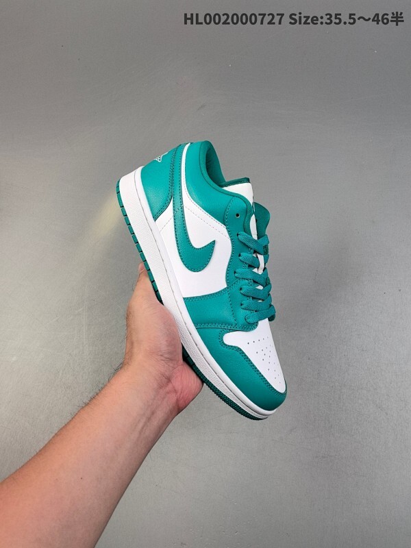Air Jordan 1 Low 低帮 绿松石 AJ1 乔丹1代 aj1 乔1 低邦 白绿松石 乔丹篮球鞋系列 鞋款整体以白绿配色为设计方案