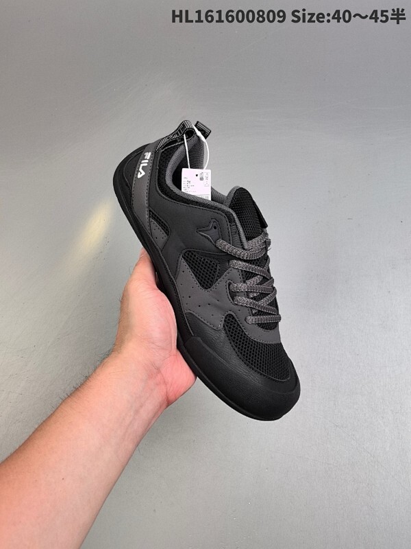 FILA FUSION斐乐 F12M532152FBF秋季新品街头运动休闲鞋！