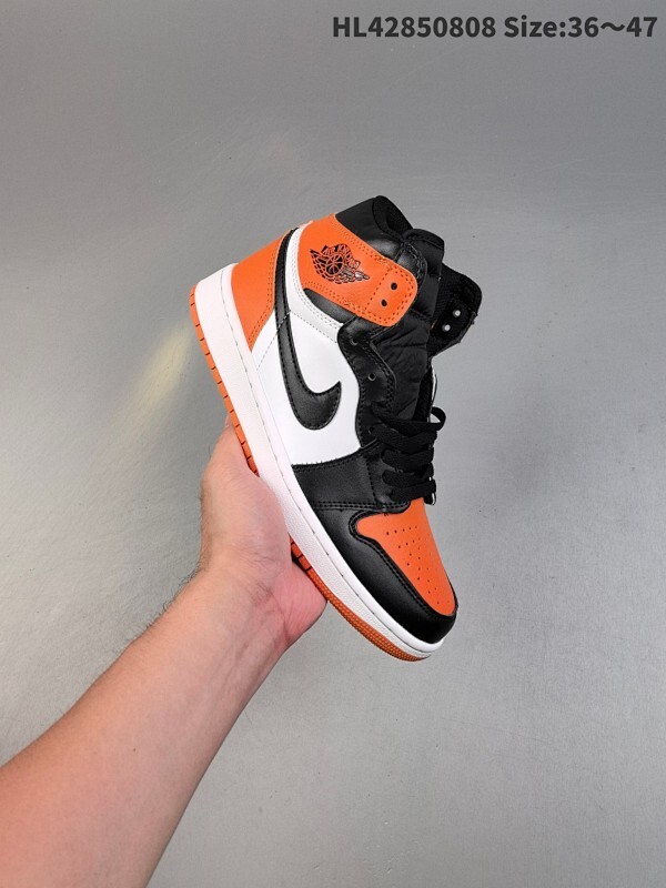 集合  Union x Fragment Design x Air Jordan 1 Retro High OG 高帮 藤原浩黑白蓝拼接