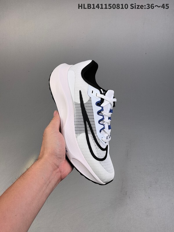 集合二  Nike Zoom Fly 5 超级跑鞋 耐克超弹轻盈跑步鞋 搭载 Flyknit 材料 打造出众弹性 易于穿脱