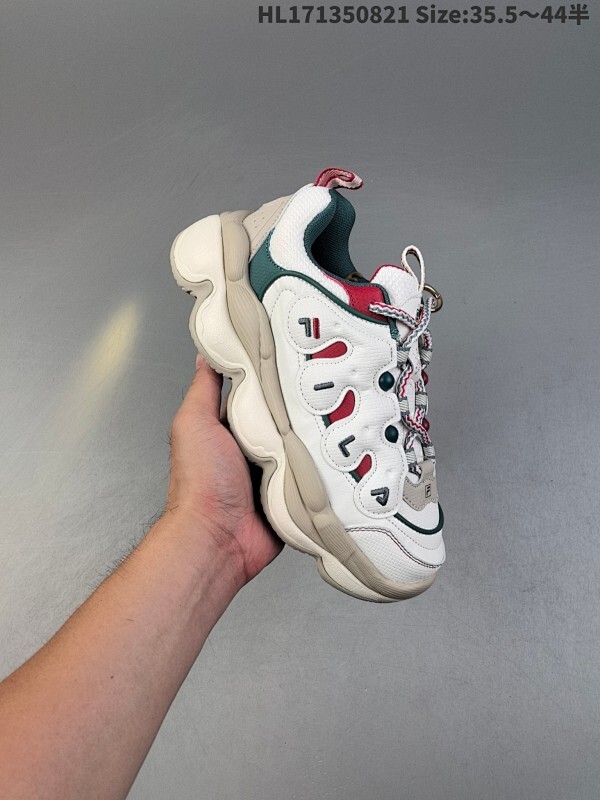 公司级✅FILA斐乐 PEASE 豌豆鞋 时尚舒适百搭 防滑耐磨 低帮生活休闲鞋 鞋面设计理念源自于历史篮球鞋款 SMASH