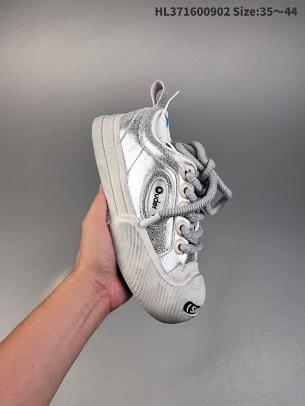 集合一 ✅Ouder 人气单品 超级萌丑鞋 | 专柜新款大头开口笑帆布鞋系列此品牌以丑萌膨胀设计风格备受关注