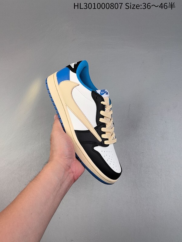 乔丹Fragment x Travis Scott x LV Air Jordan 1 Low 三方联名倒钩，整双鞋以全荔枝皮打造